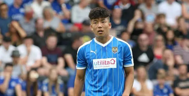 退役后又复, 有适应中超, 国家队的栋 退役后又复, 有适应中超, 国家队的栋